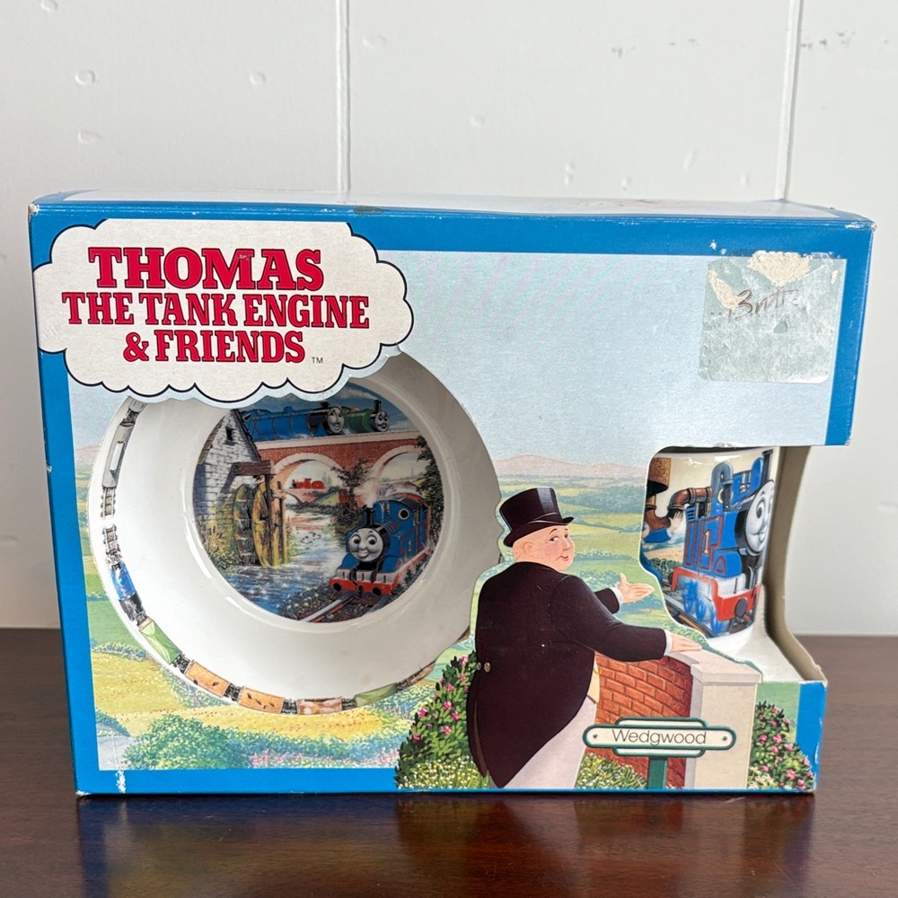 NIB VINTAGE Wedgwood Thomas The Tank Engine Kids Bowl, Plate, & Mug Set -